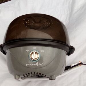 Pampered Chef Popcorn Maker